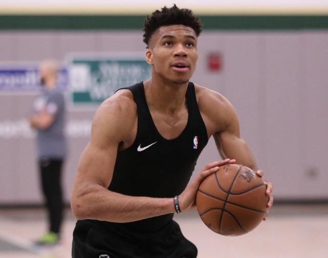 奇在网球界 奇在网球界