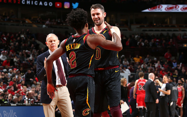 与此同时 与此同时