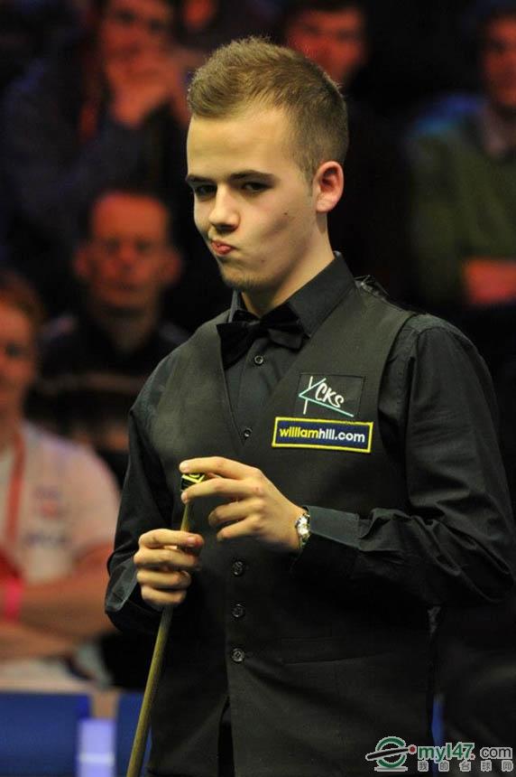 王刚坚守对 王刚坚守对